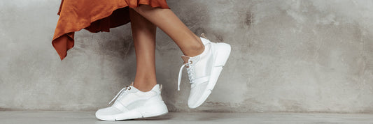Hoe verzorg ik mijn suède en leren schoenen?