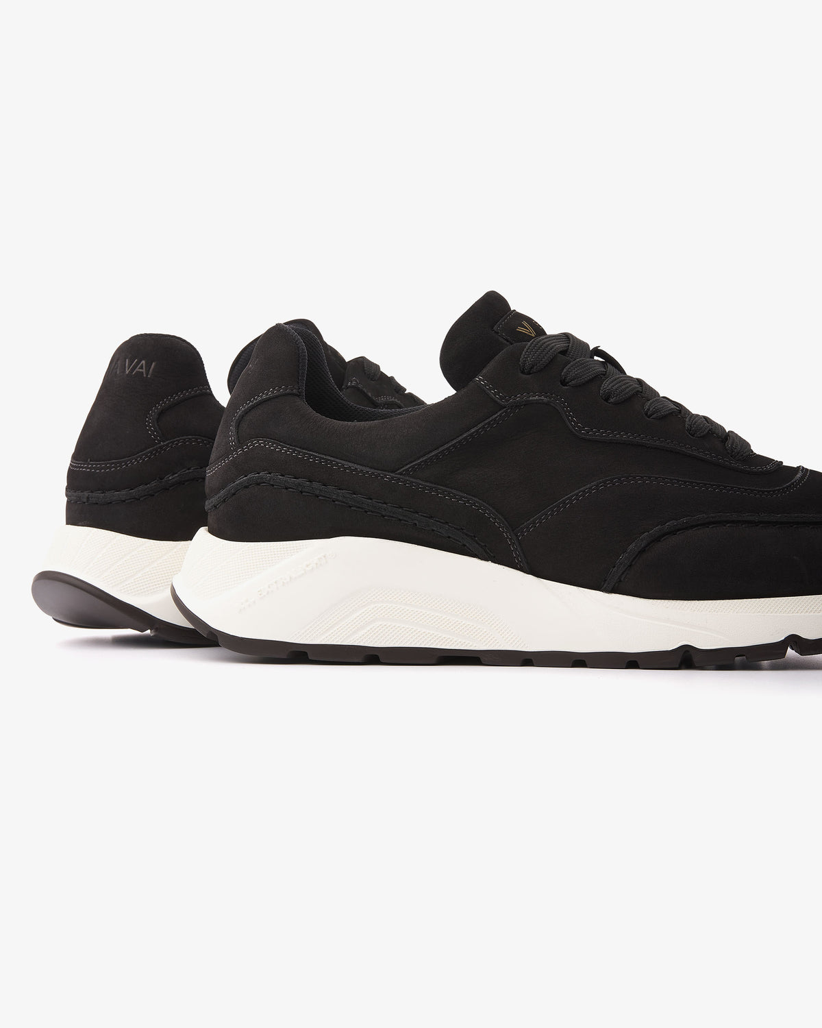 VIA VAI Owen Jimmy zwarte sneakers heren – detail van materiaalstructuur in leer en mesh