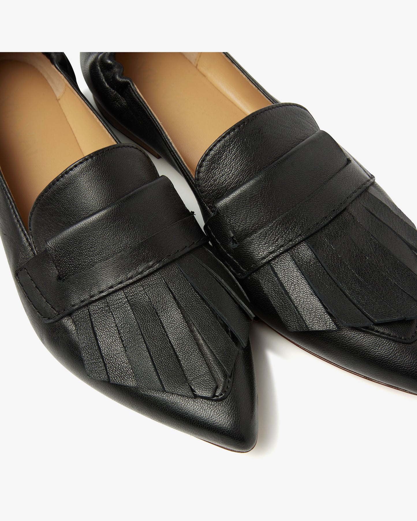 VIA VAI Lola Oakley zwarte loafers dames – detail van materiaalstructuur in leer
