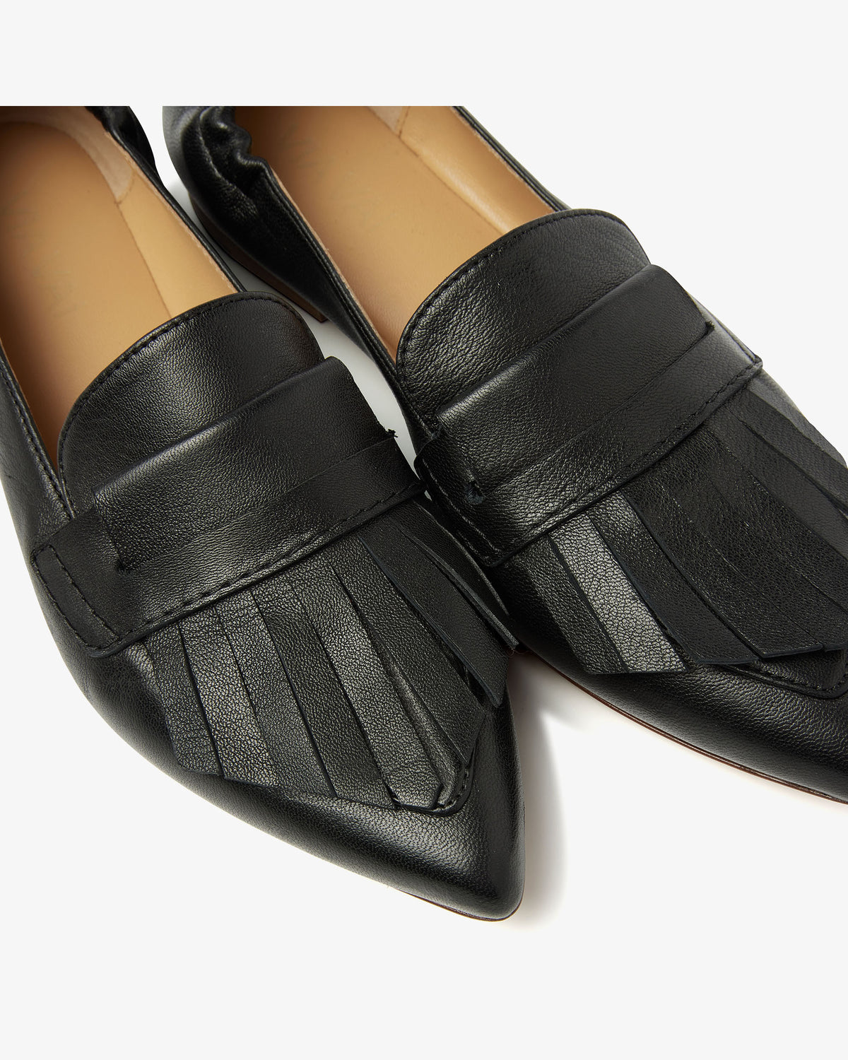 VIA VAI Lola Oakley zwarte loafers dames – detail van materiaalstructuur in leer
