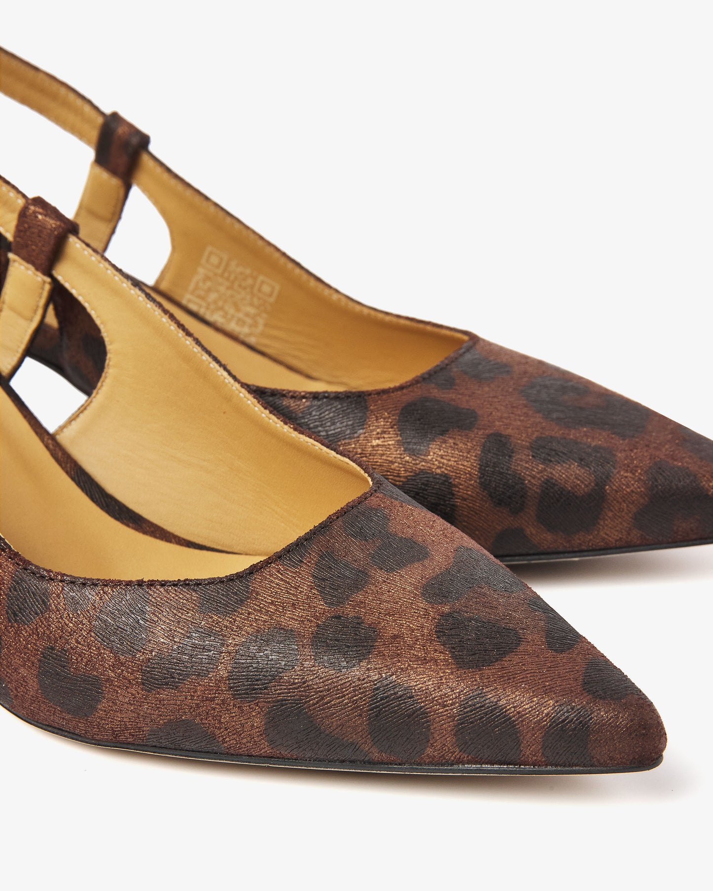 VIA VAI Suzy Aliya leopardprint slingbacks dames – detail van materiaalstructuur in leer en suède