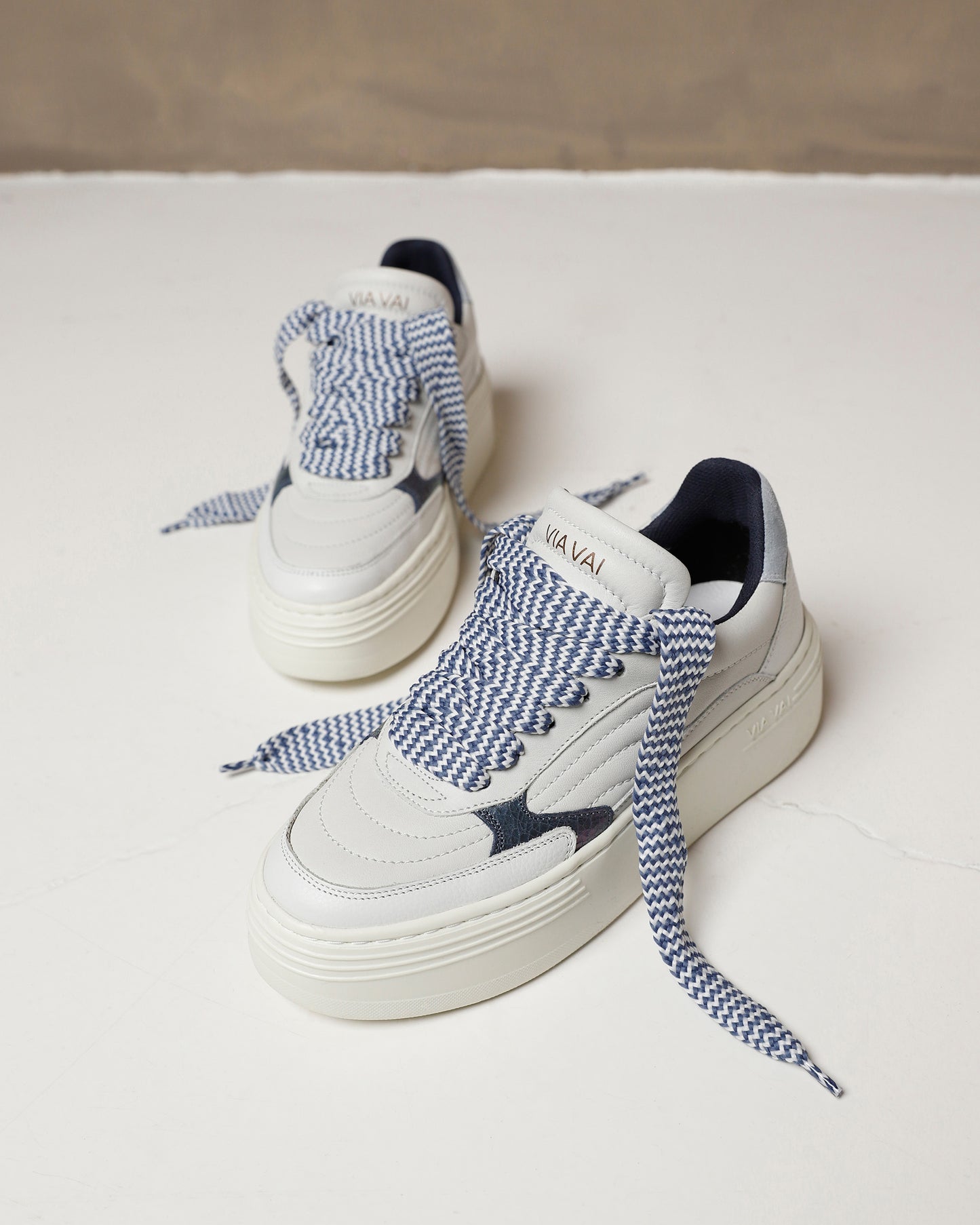 VIA VAI Isa Josie multicolor platform sneakers dames