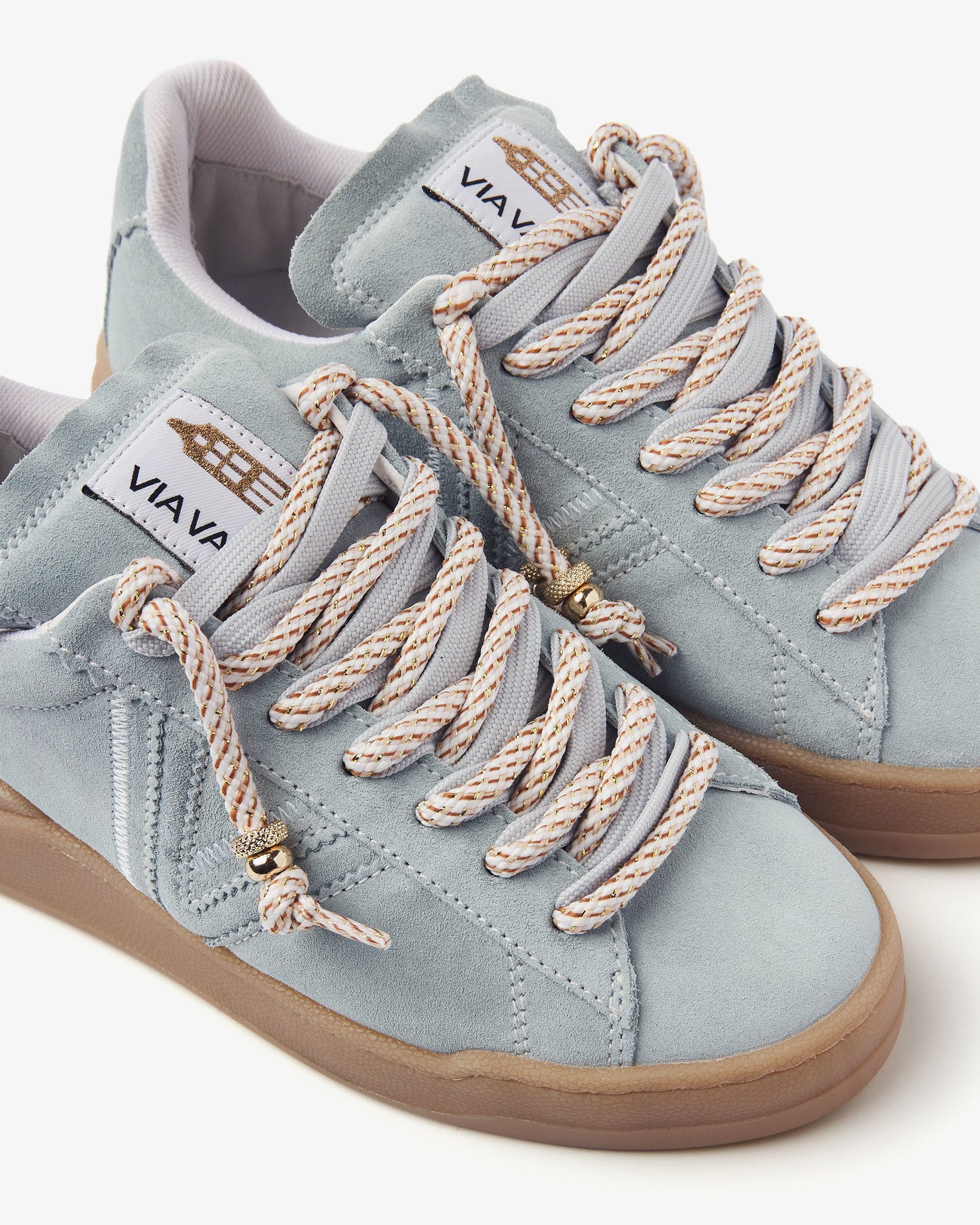 VIA VAI Sam Levi blauwe suède sneakers dames, detailfoto.