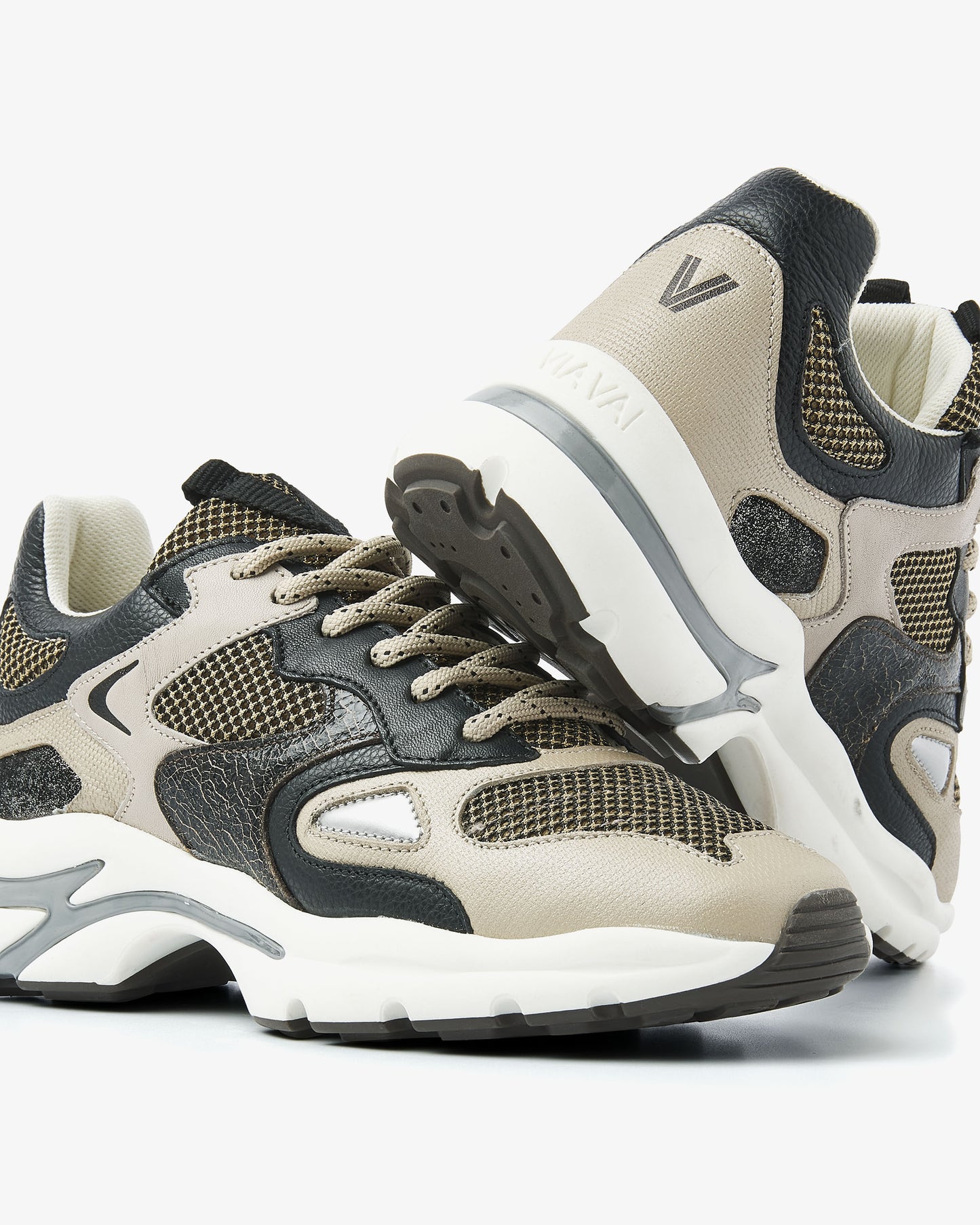 VIA VAI Vesper Due multicolor chunky sneakers dames – detail van materiaalstructuur in leer en suède