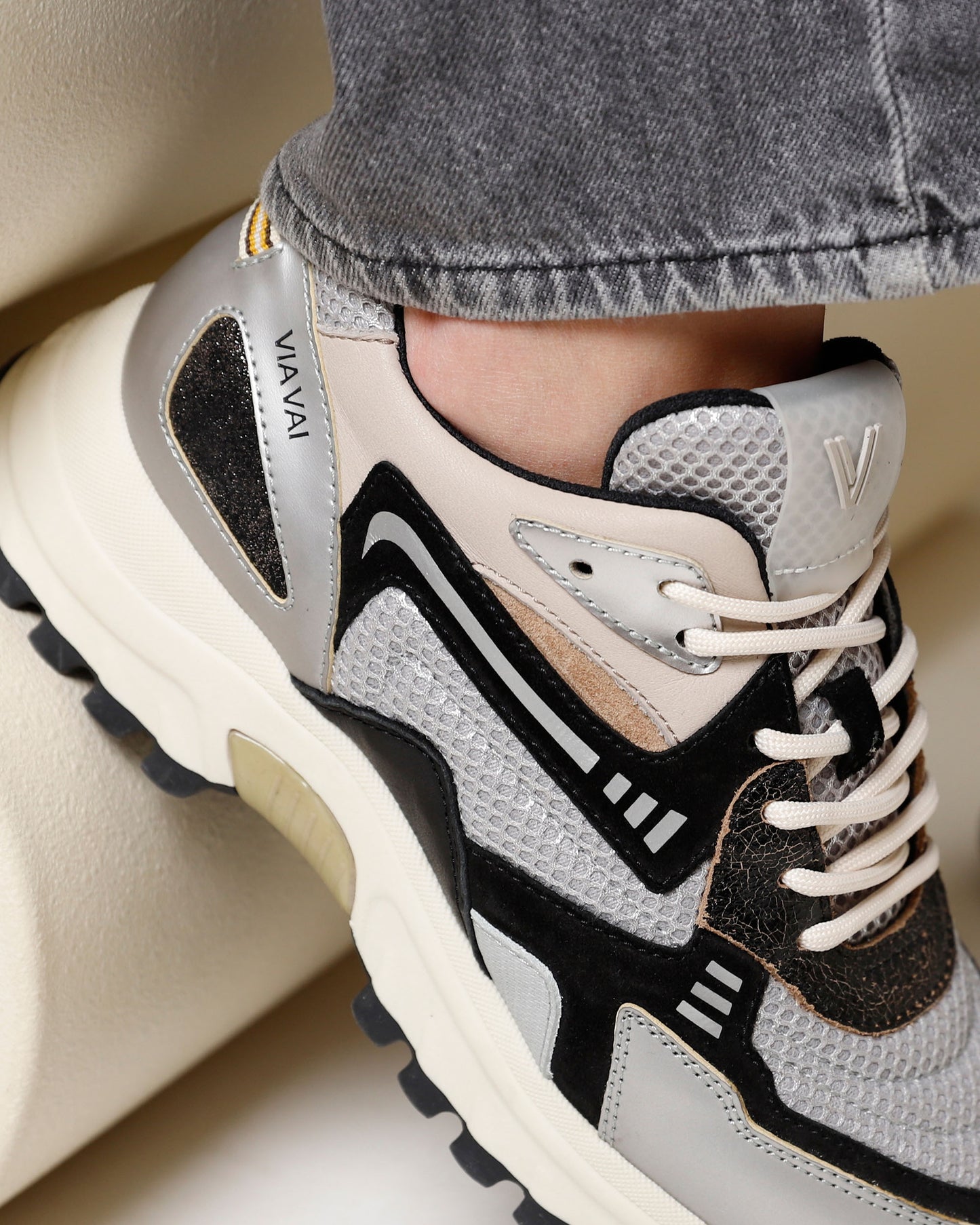 VIA VAI Danae Noah grijze sneakers dames