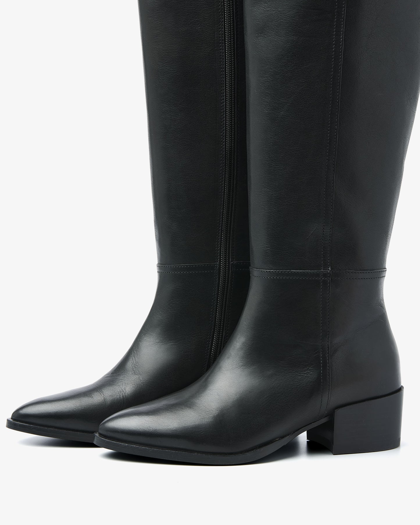VIA VAI Rose Ember zwarte laarzen dames – detail van materiaalstructuur in leer