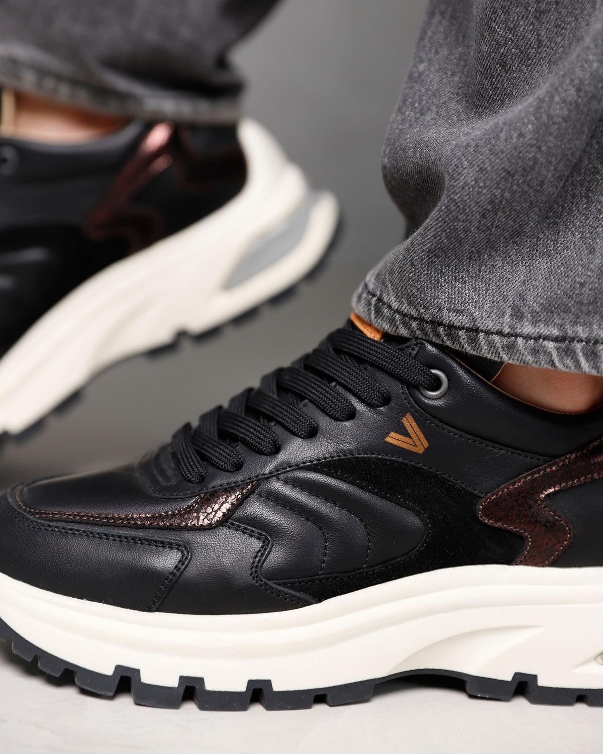 VIA VAI Liz Leighton zwarte chunky sneakers dames