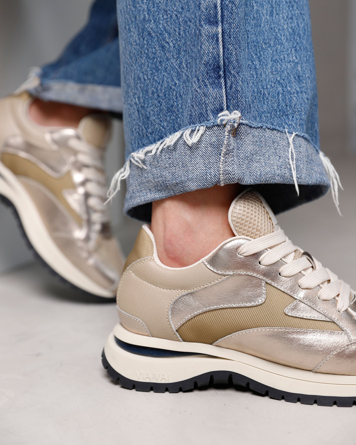 VIA VAI Usher Riggs gouden sneakers dames