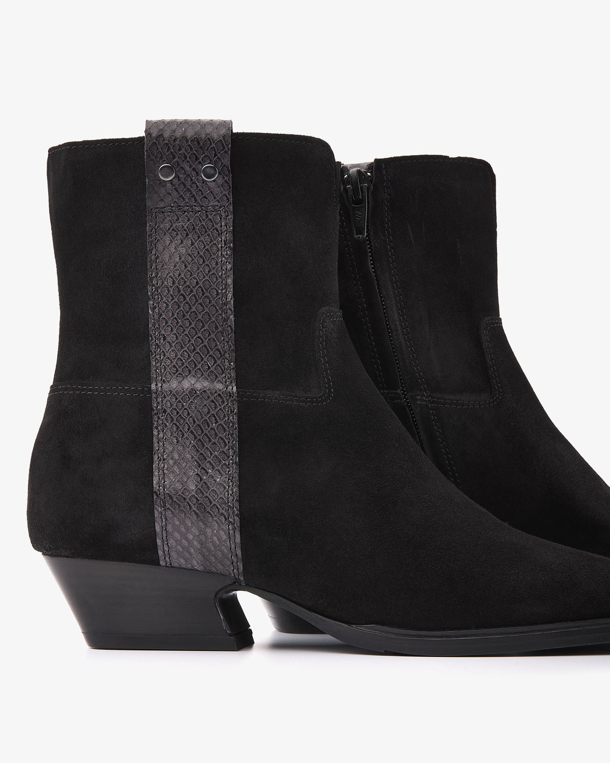 VIA VAI Keira Weston zwarte enkellaarsjes dames – detail van studs in leer en suède