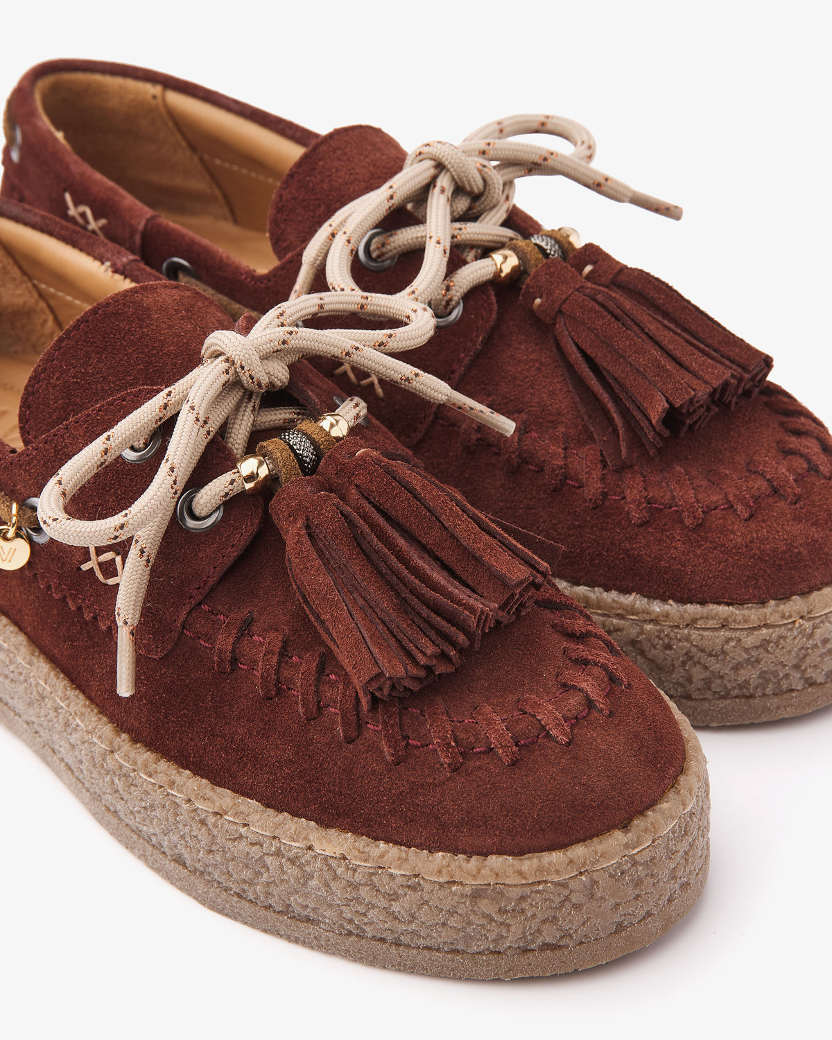 VIA VAI Rox Romee bordeauxrode platform loafers dames – detail van stiksels in leer en suède