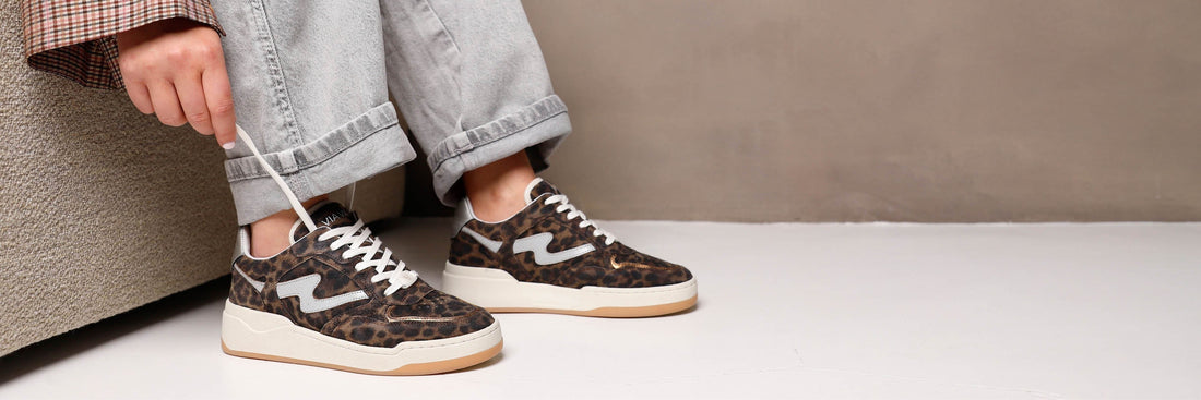 Welke sneakers zijn in de mode dit najaar?