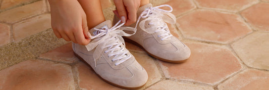 WOMEN'S SHOES UP TO SIZE 43