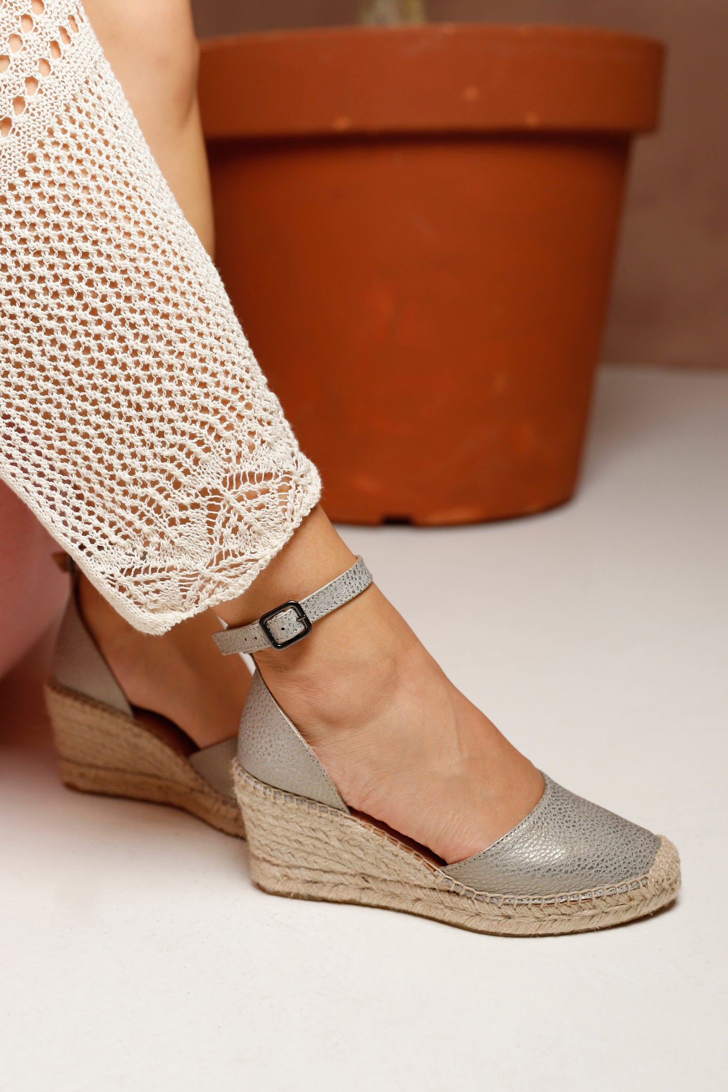 Sale sandals women