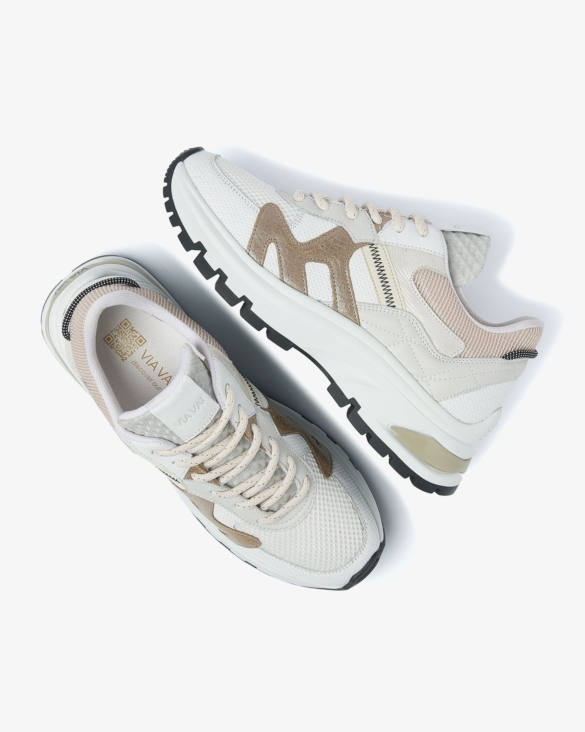 Liz Finley meerkleurige sneakers VIA VAI® – VIA VAI