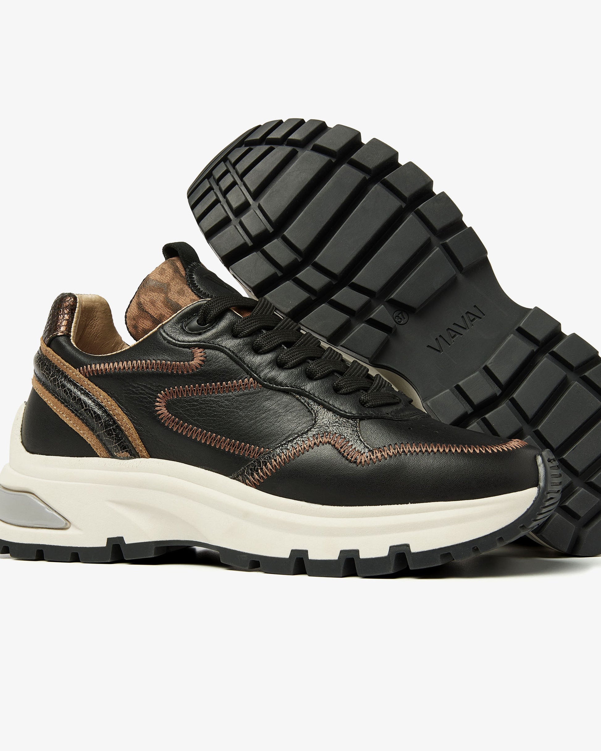 Liz Dulce black sneakers VIA VAI® – VIA VAI - Main Image