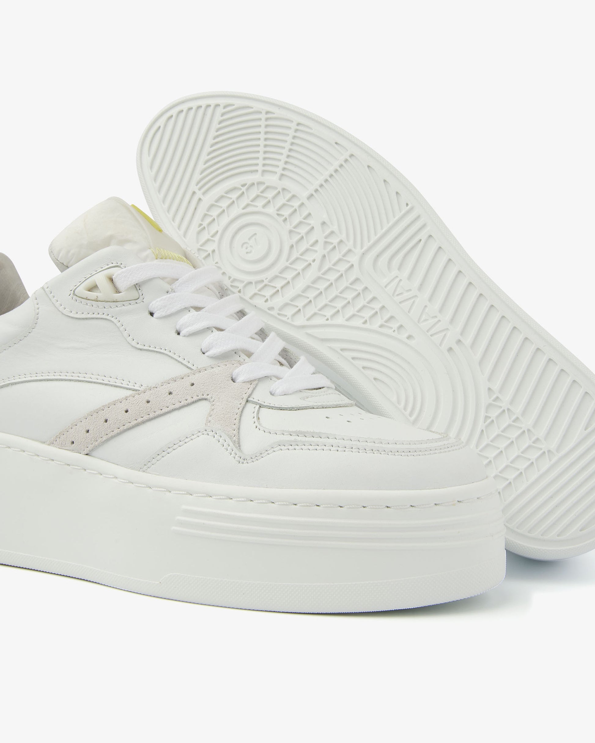Isa Bo white sneakers VIA VAI® – VIA VAI