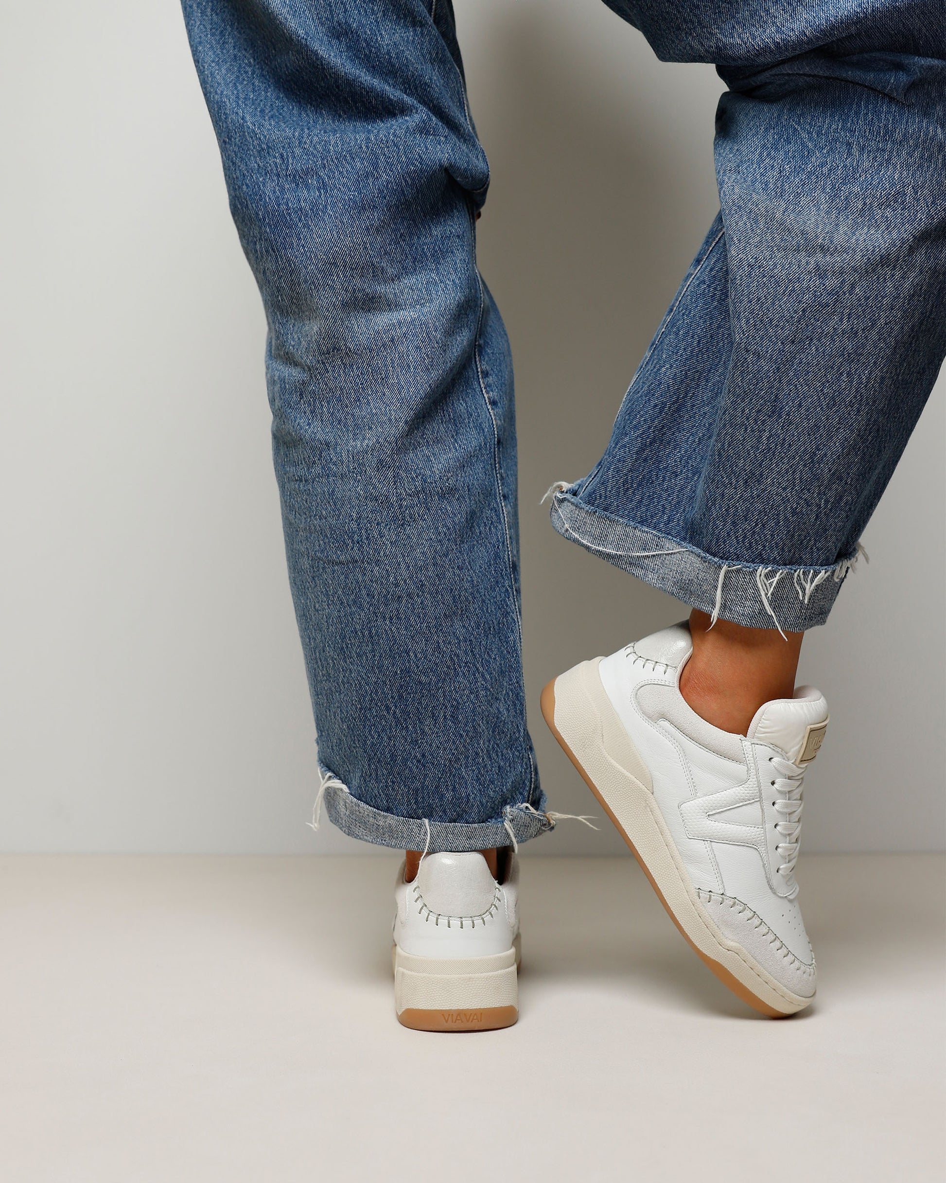 Sam Olivia witte sneakers VIA VAI® – VIA VAI - Main Image