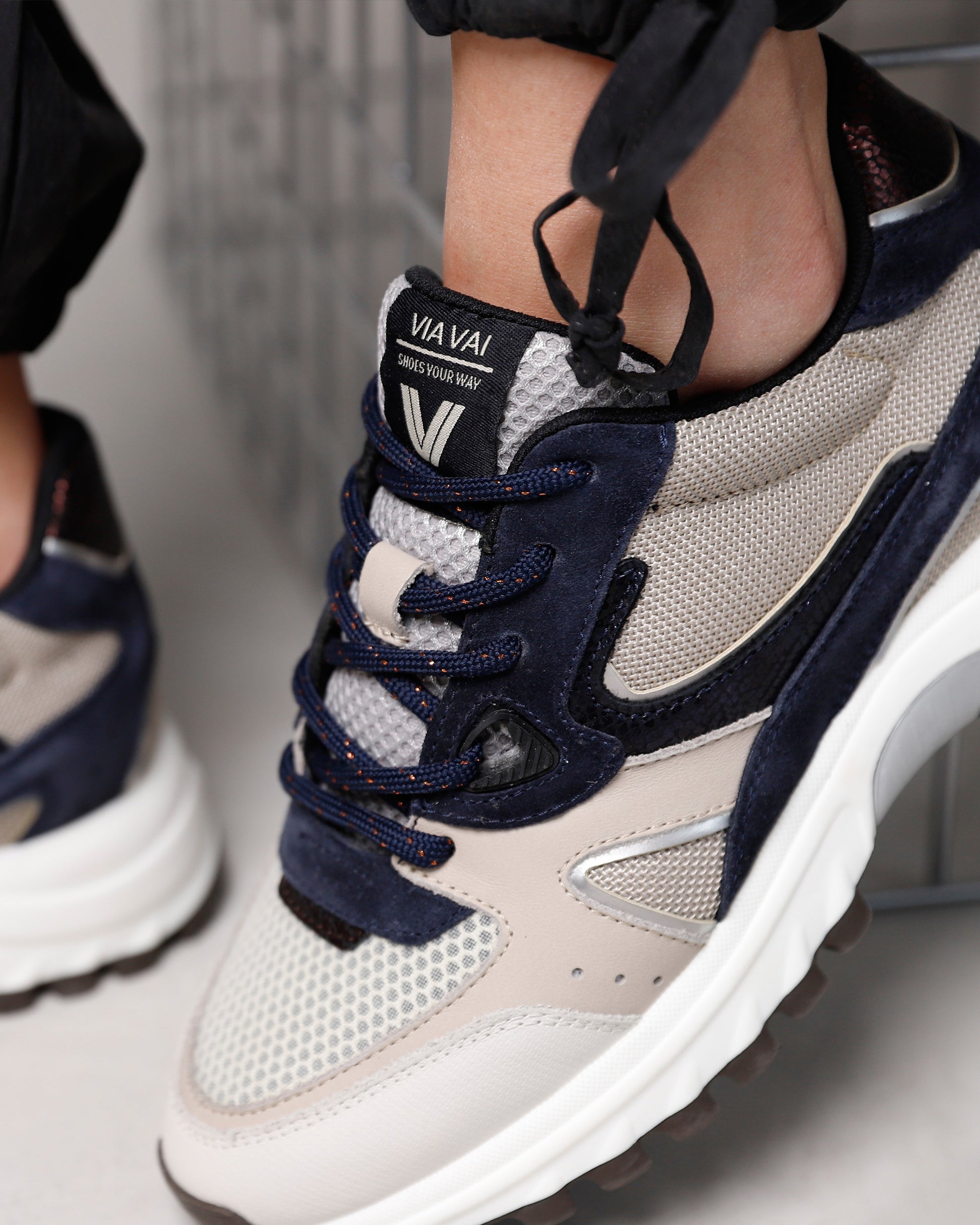 Danae Vicky beige sneakers VIA VAI® – VIA VAI - Main Image