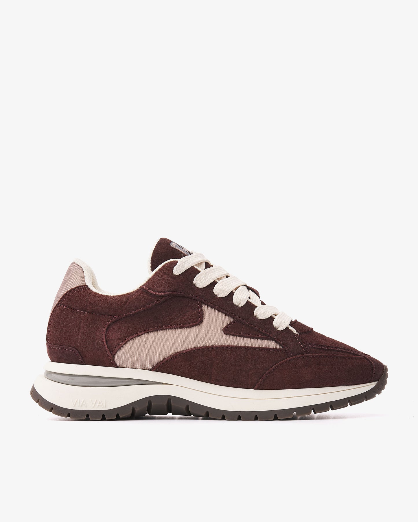 VIA VAI Usher Riggs bordeauxrode sneakers dames – zijaanzicht met suède- en meshdetails