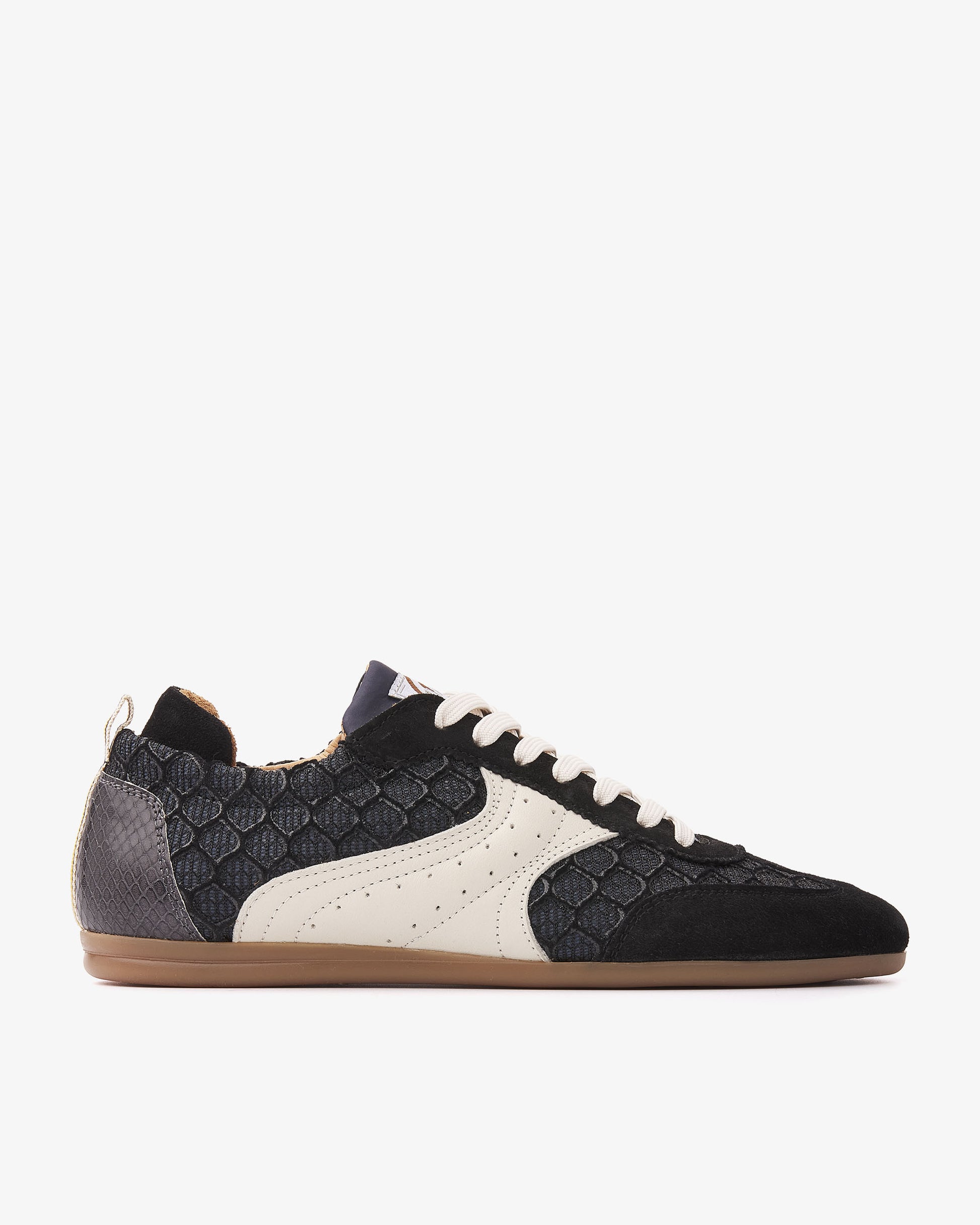 VIA VAI June Haylee zwarte sneakers dames – zijaanzicht met leer- en suèdedetails