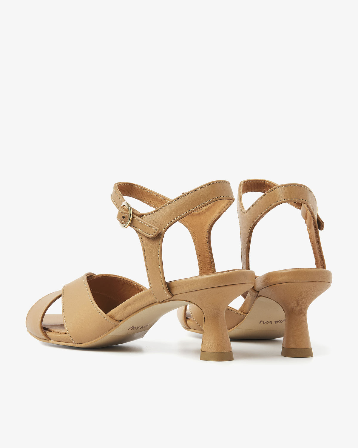 Lily Retha Lily Ruth | cognac sandals | VIA VAI® – VIA VAI