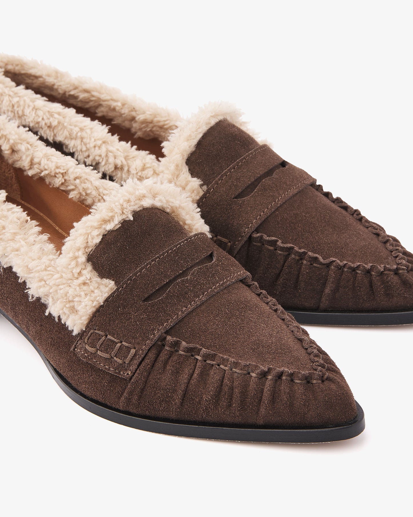 VIA VAI Jazz Vica bruine loafers dames – detail van materiaalstructuur in leer en suède