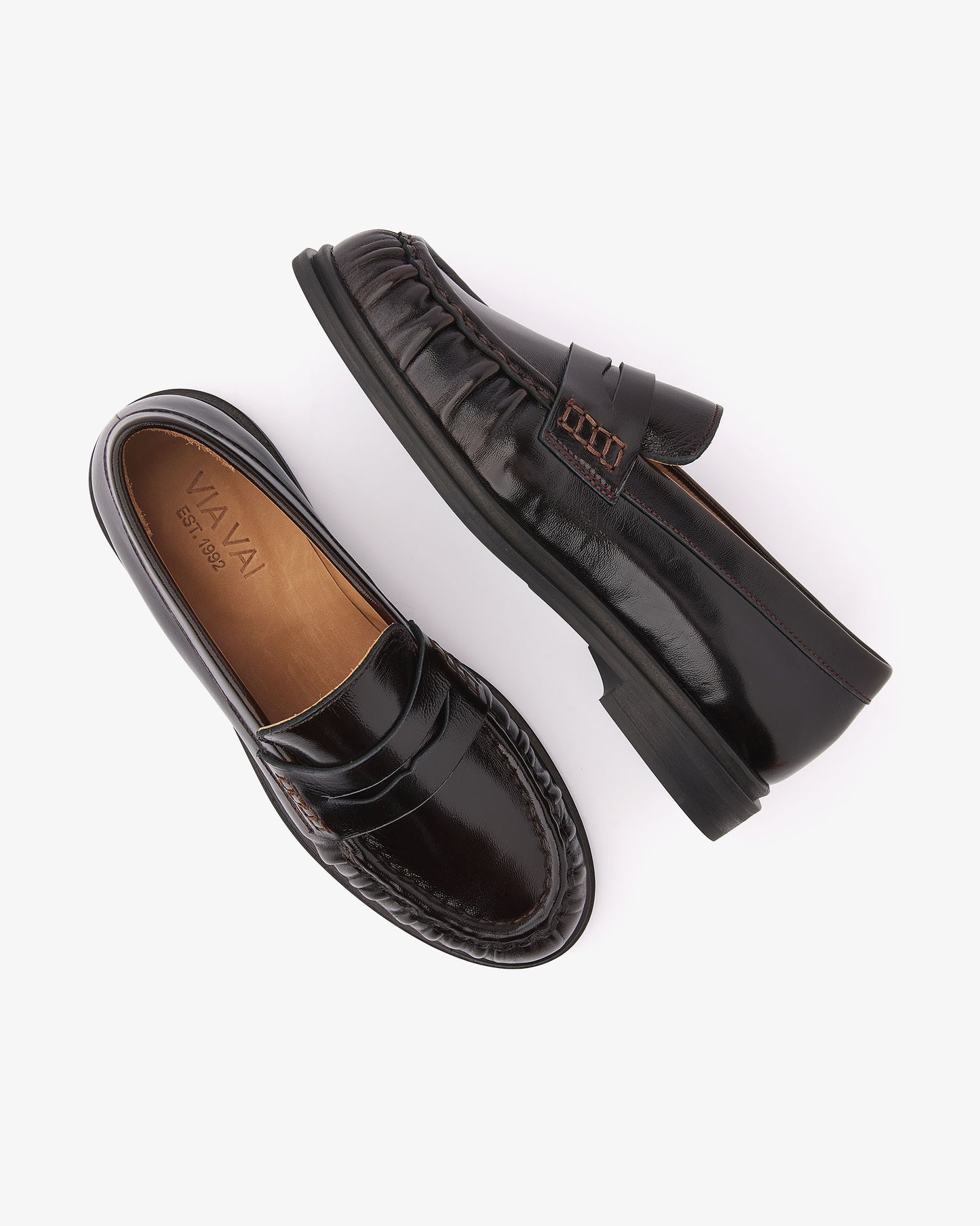 VIA VAI Fae Sarah bruine loafers dames – bovenaanzicht met voetbed