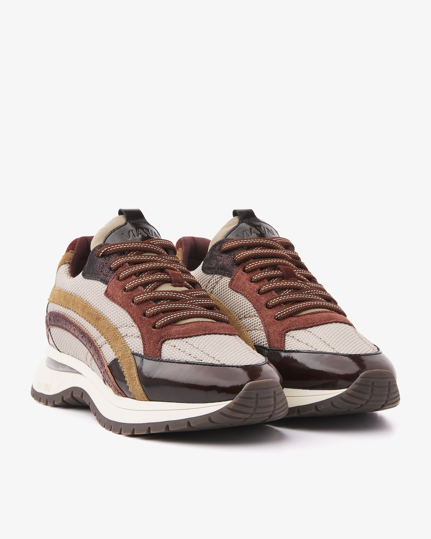 VIA VAI Usher Lott multicolor sneakers dames – vooraanzicht met vetersluiting en ronde neus