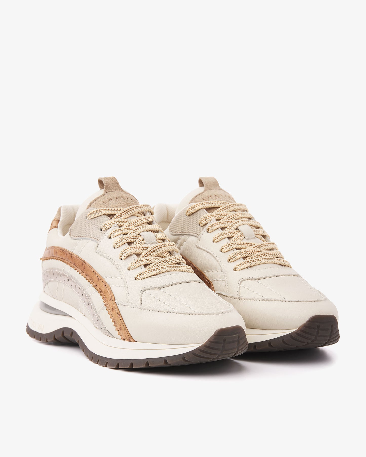 VIA VAI Usher Lott beige sneakers dames – vooraanzicht met vetersluiting en ronde neus