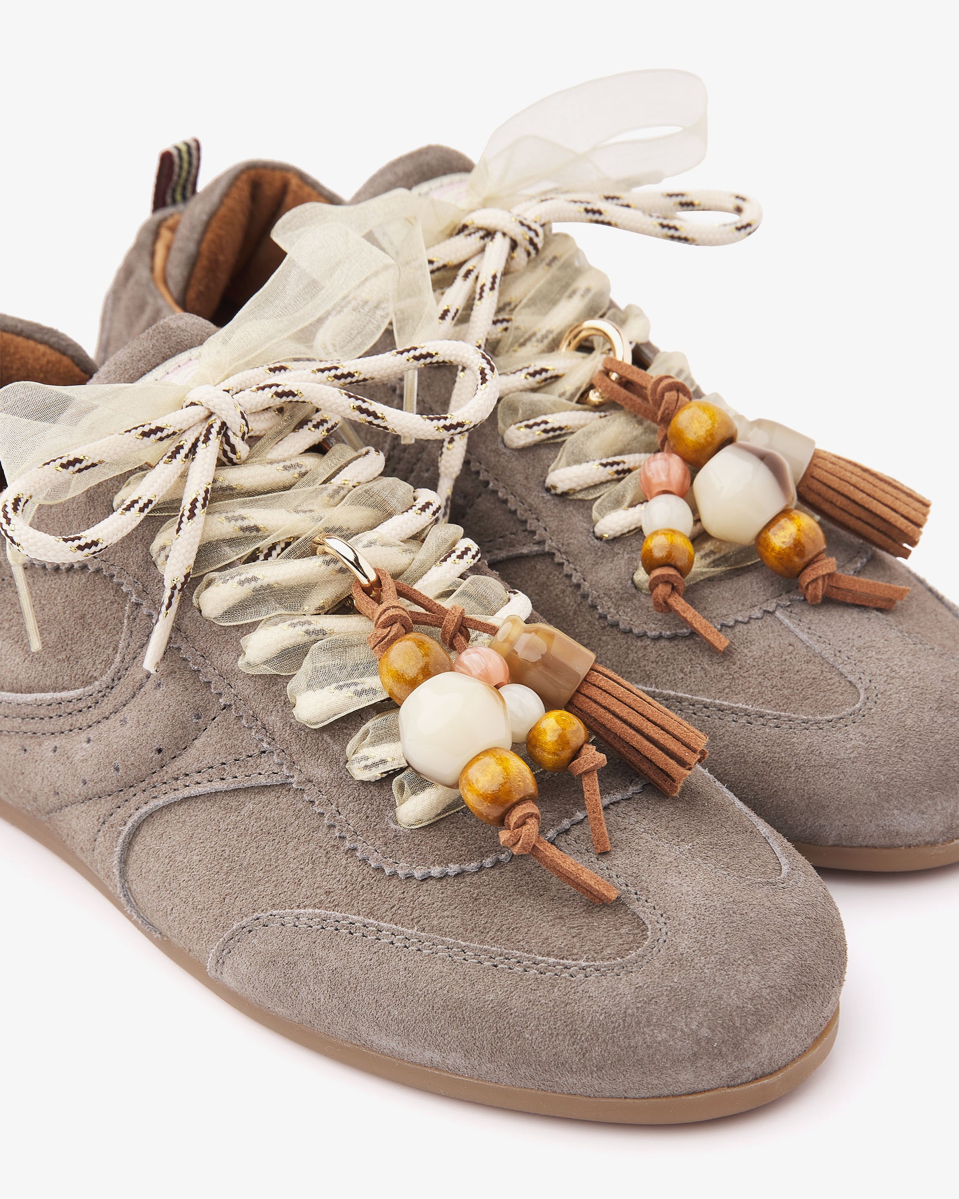 VIA VAI June Haven grijze sneakers dames – detail van materiaalstructuur in leer en suède