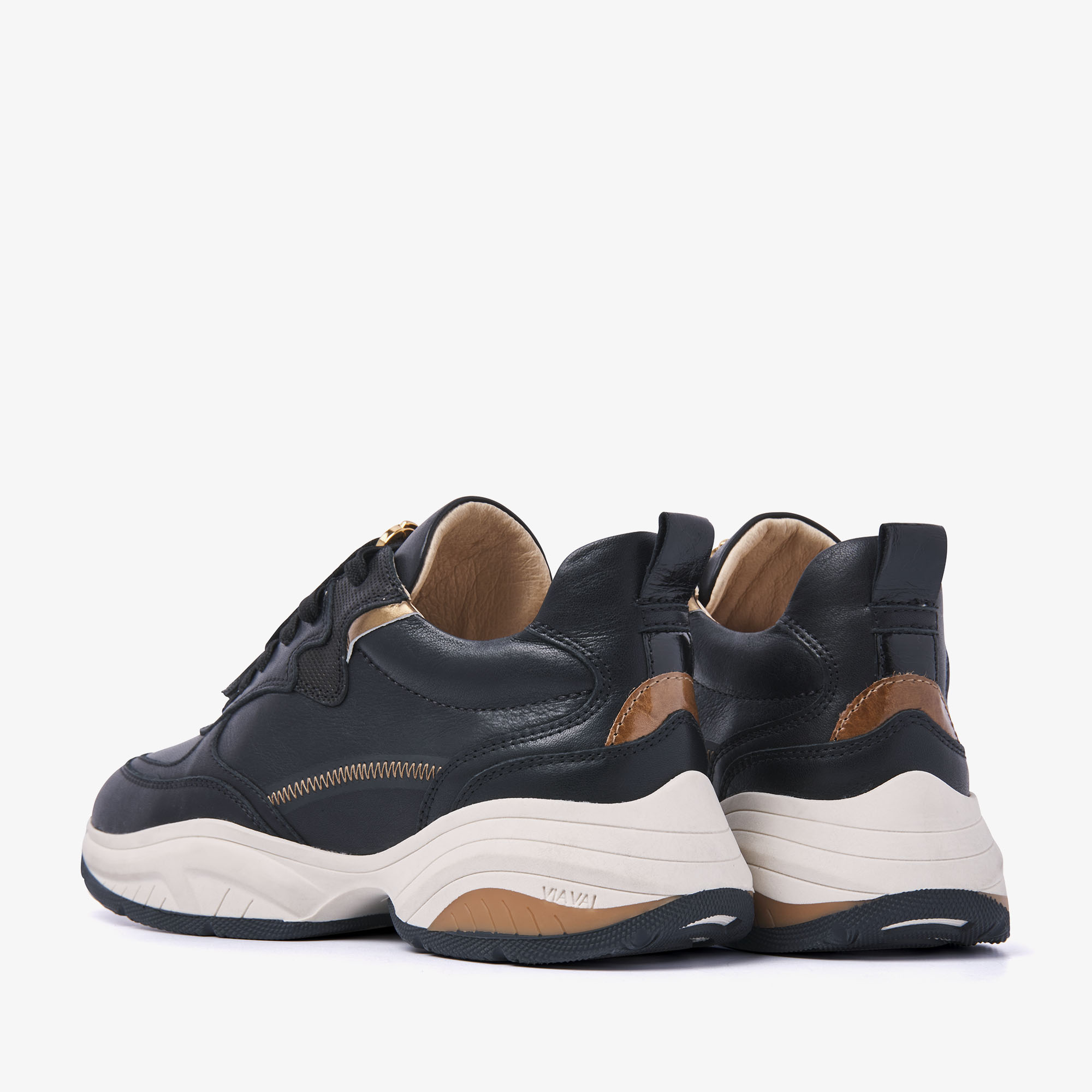 Nike sneakers outlet dames sales