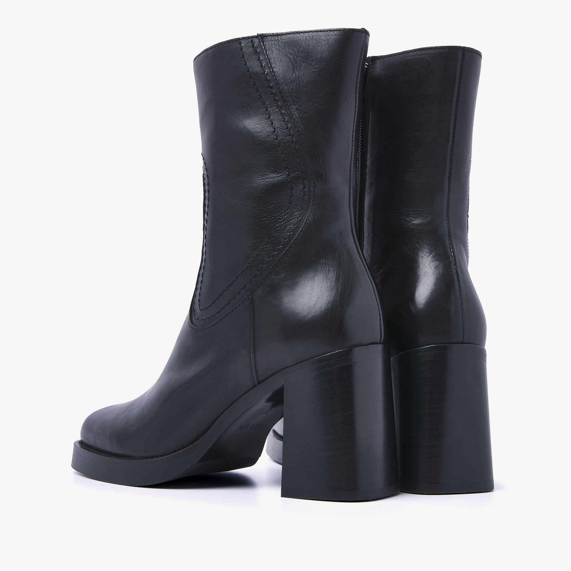 Black ankle boots 2019 2025
