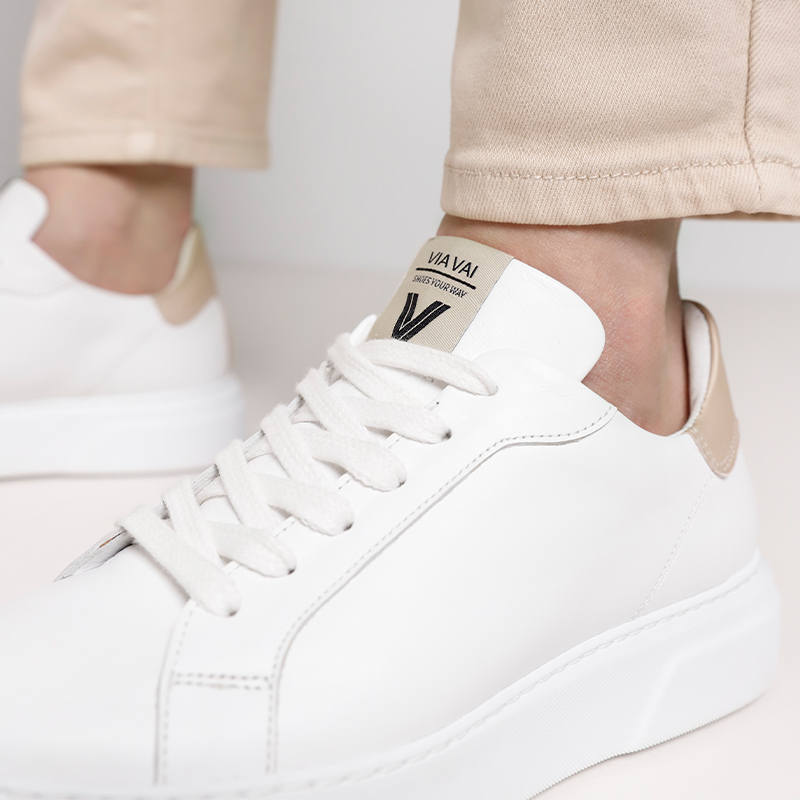 Tate | VIA VAI white sneakers | VIA VAI