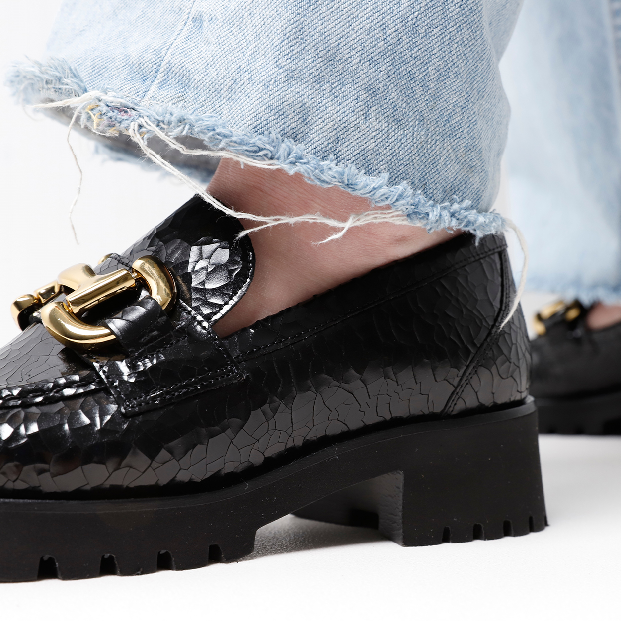 Jace Banks VIA VAI zwarte loafers VIA VAI