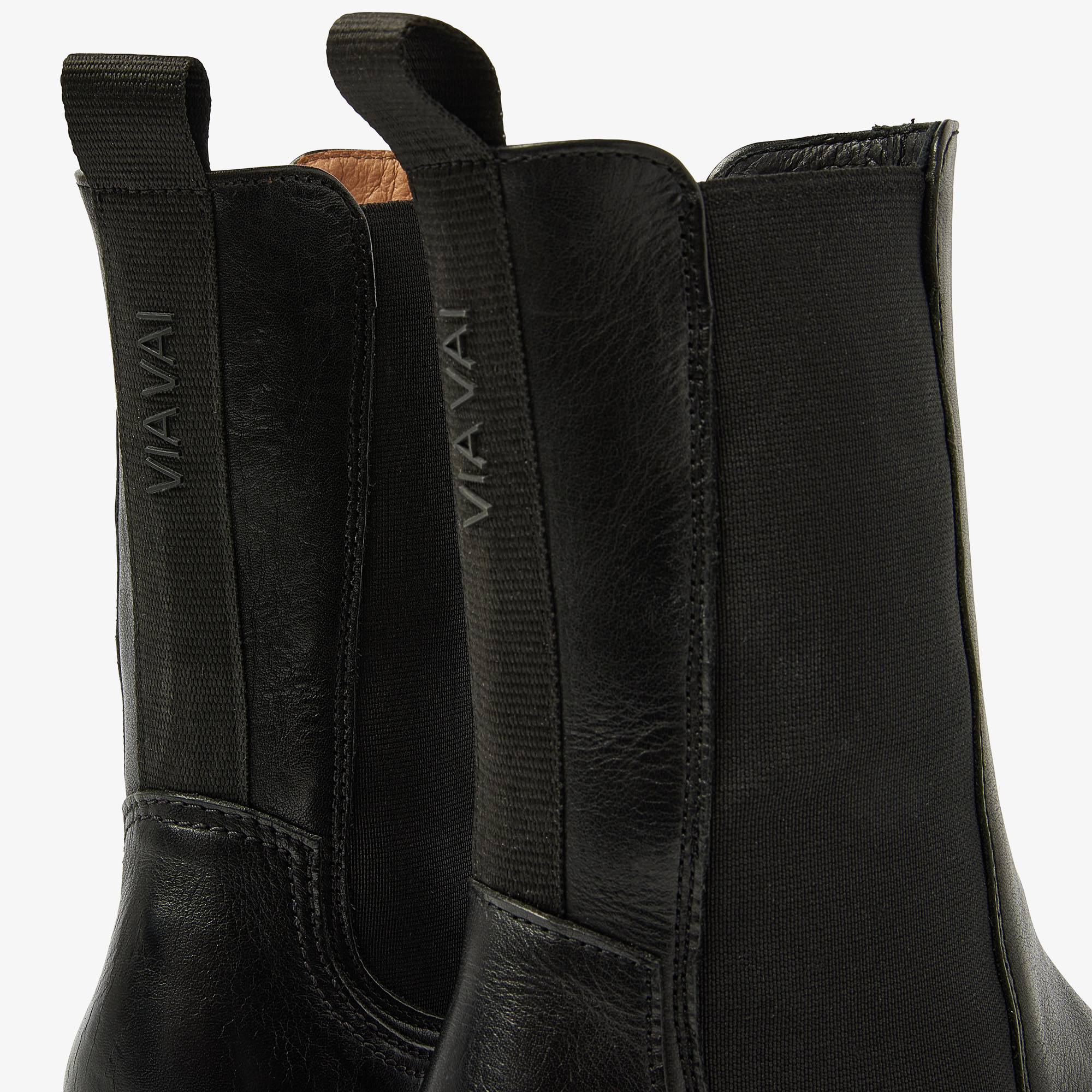 Chelsea boots via vai new arrivals