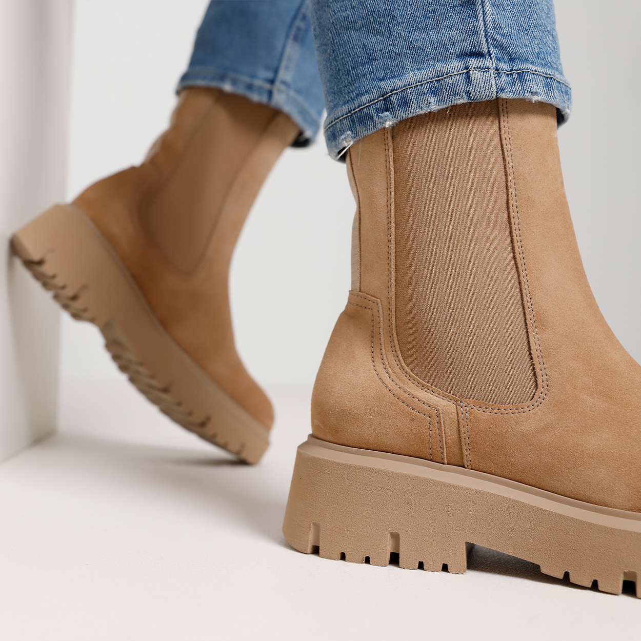 Beige chelsea clearance boots womens