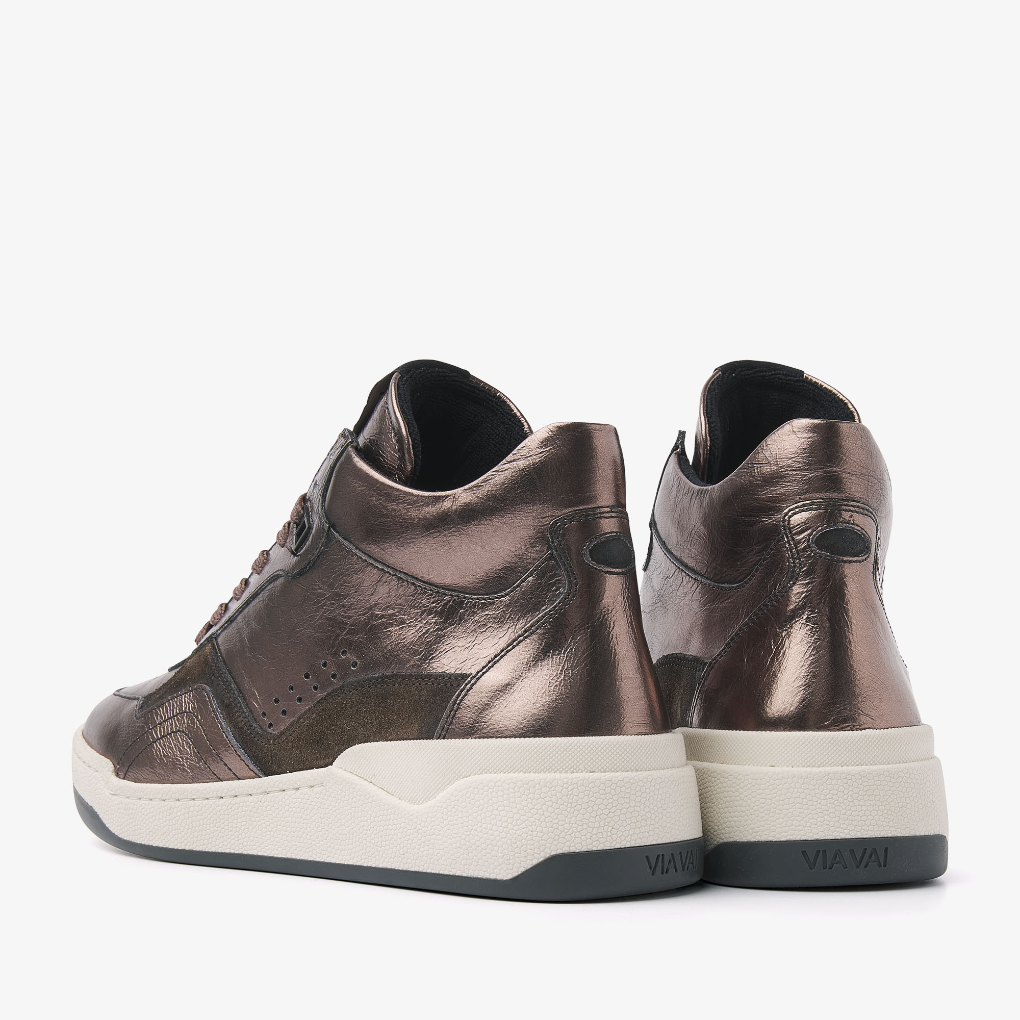 Sam Hunter VIA VAI bronze colored sneakers | VIA VAI®