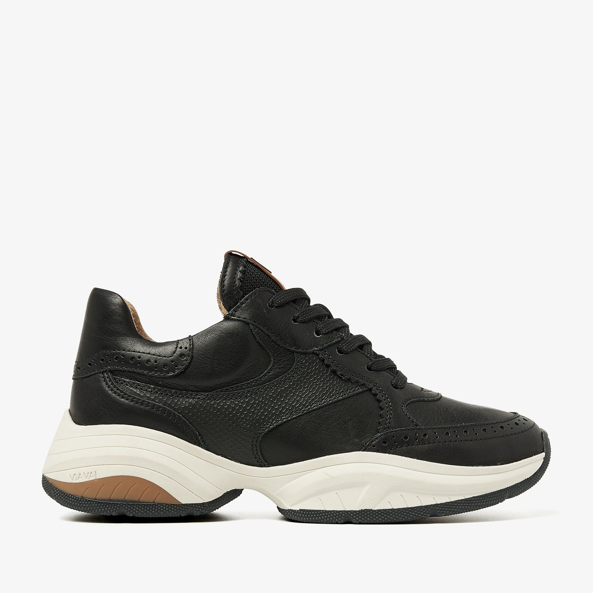 Pepper Britt VIA VAI zwarte sneakers VIA VAI